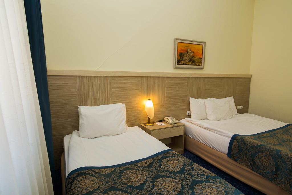 King Hotel Cankaya Анкара Экстерьер фото